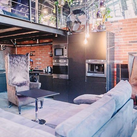 شقة Loft Przedzalnia جيراردوف المظهر الخارجي الصورة