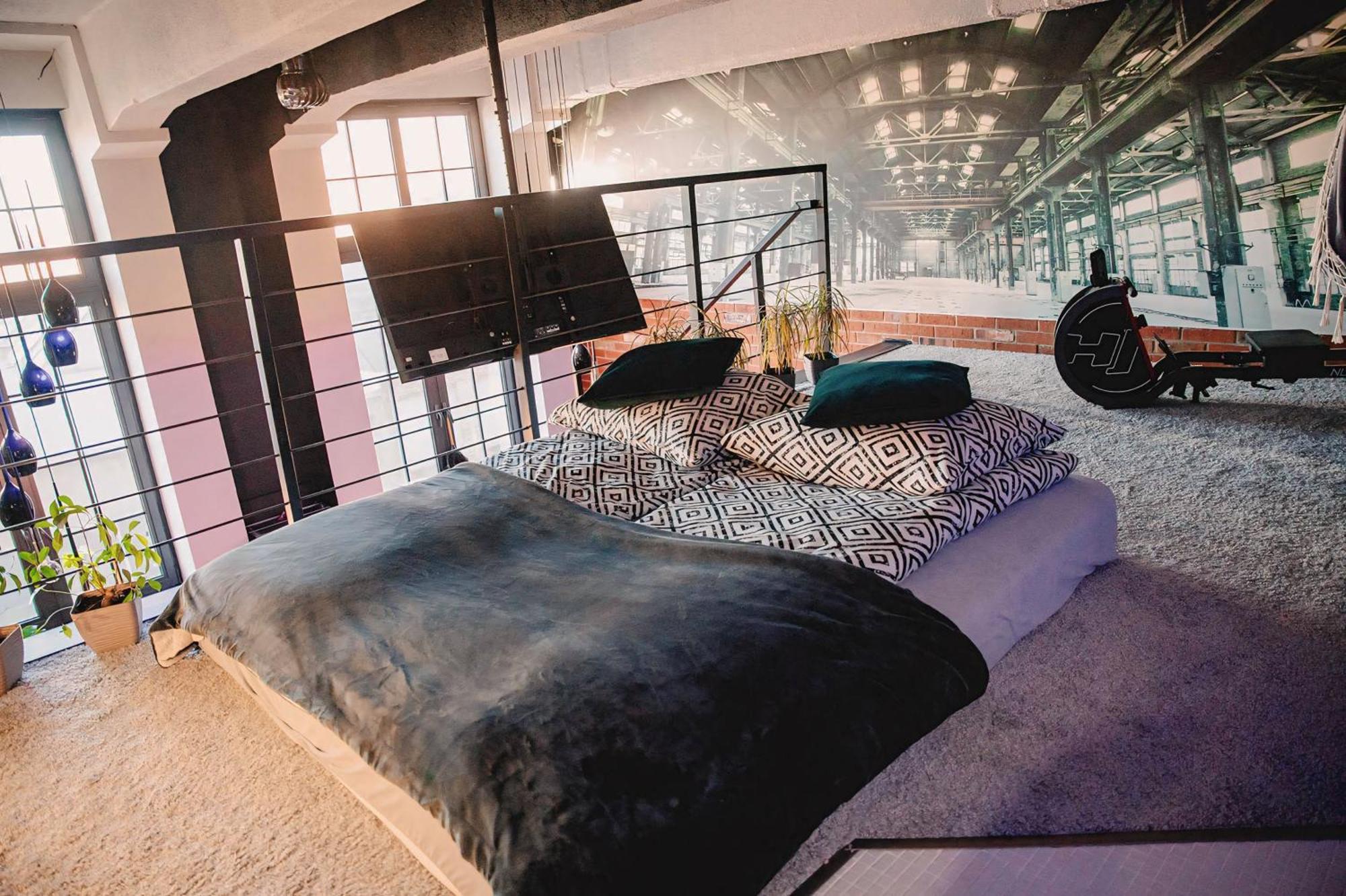 شقة Loft Przedzalnia جيراردوف المظهر الخارجي الصورة